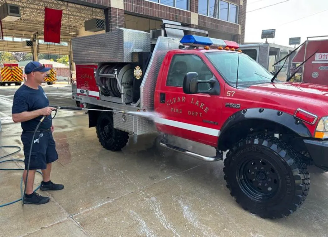 Emergency Vehicle Facilities cleaned with an Easiwash system