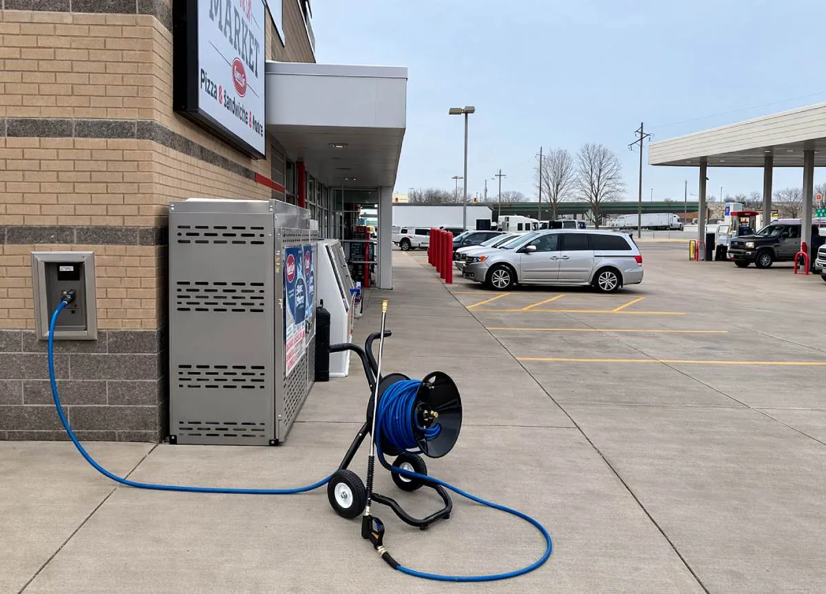 Fuel & Convenience Retailers